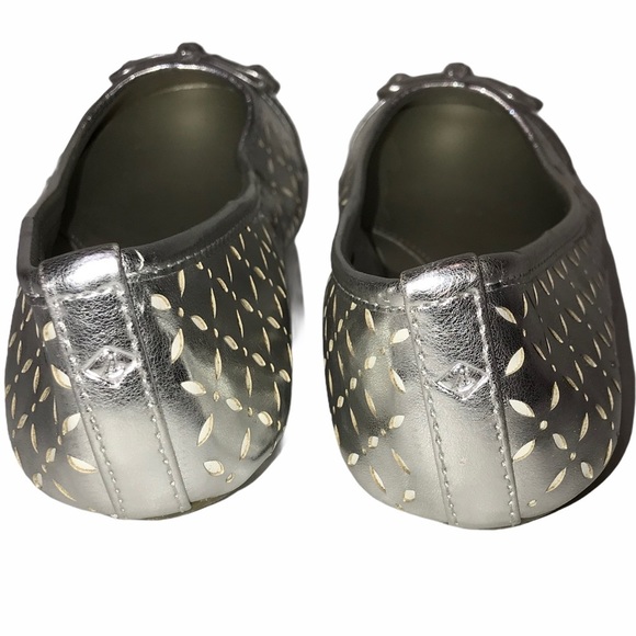 Sperry Top-Sider "Bethany" Silver Flats 5M EUC - Picture 2 of 10